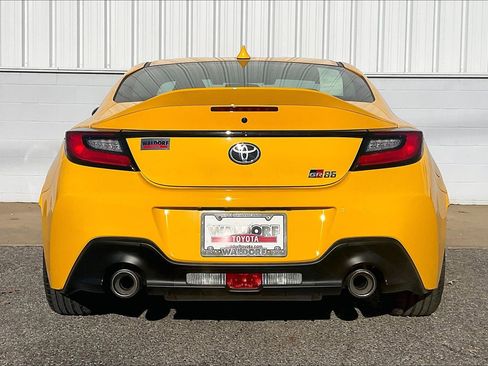 New 2026 Toyota GR86 YUZU Limited image 5