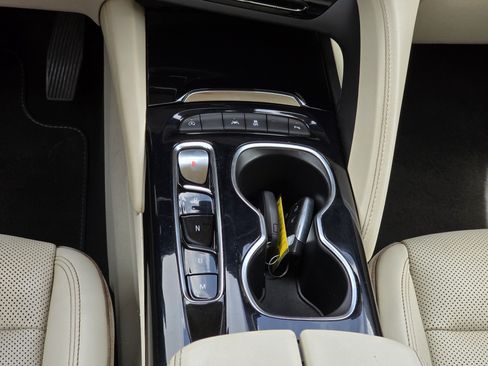 Used 2023 Buick Envision Essence w/ Premium Seat Package FWD image 13