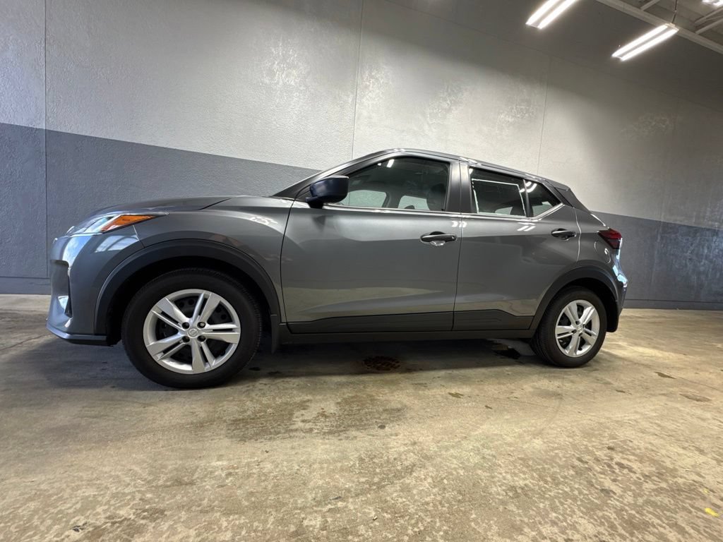 Used 2025 Nissan Kicks Play S FWD image 28