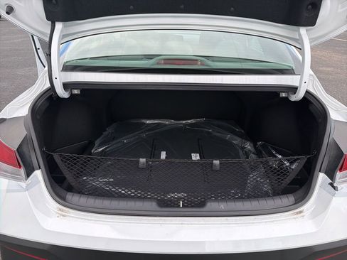 New 2025 Hyundai Elantra Sport image 22