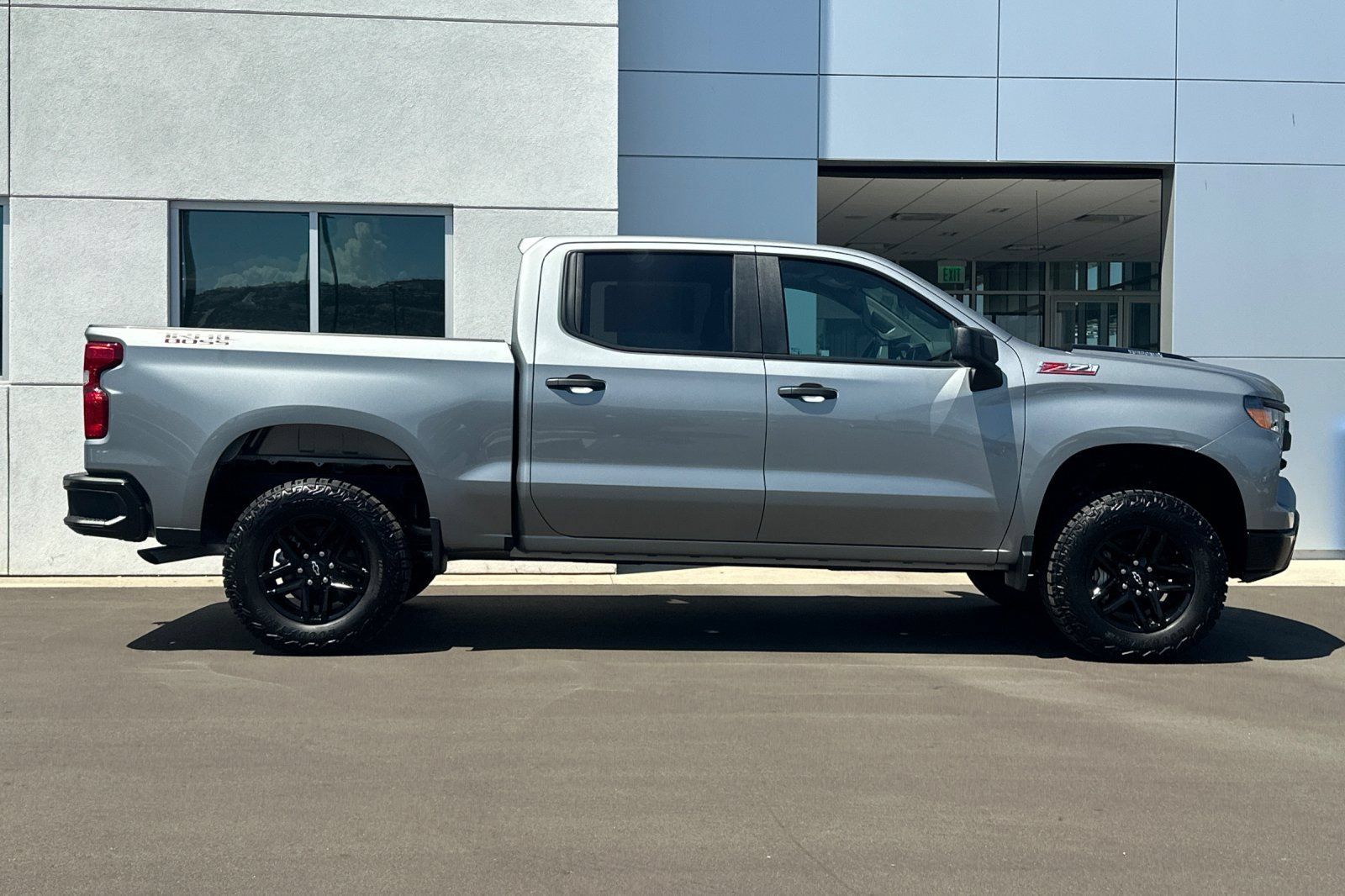 New 2026 Chevrolet Silverado 1500 Custom Trail Boss AWD/4WD image 3