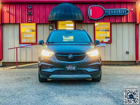 Used 2017 Buick Encore Preferred image 3