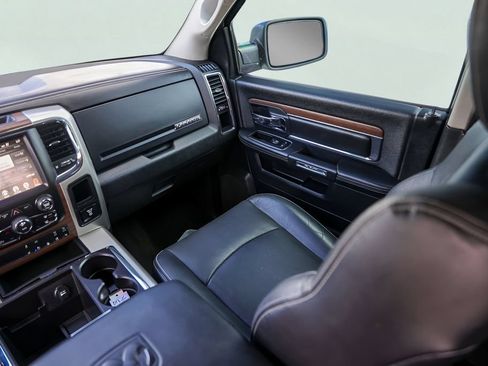 Used 2015 RAM 1500 Laramie w/ Convenience Group AWD/4WD image 29