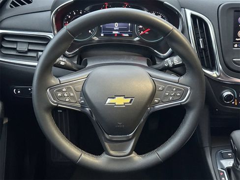 Used 2024 Chevrolet Equinox LT image 23