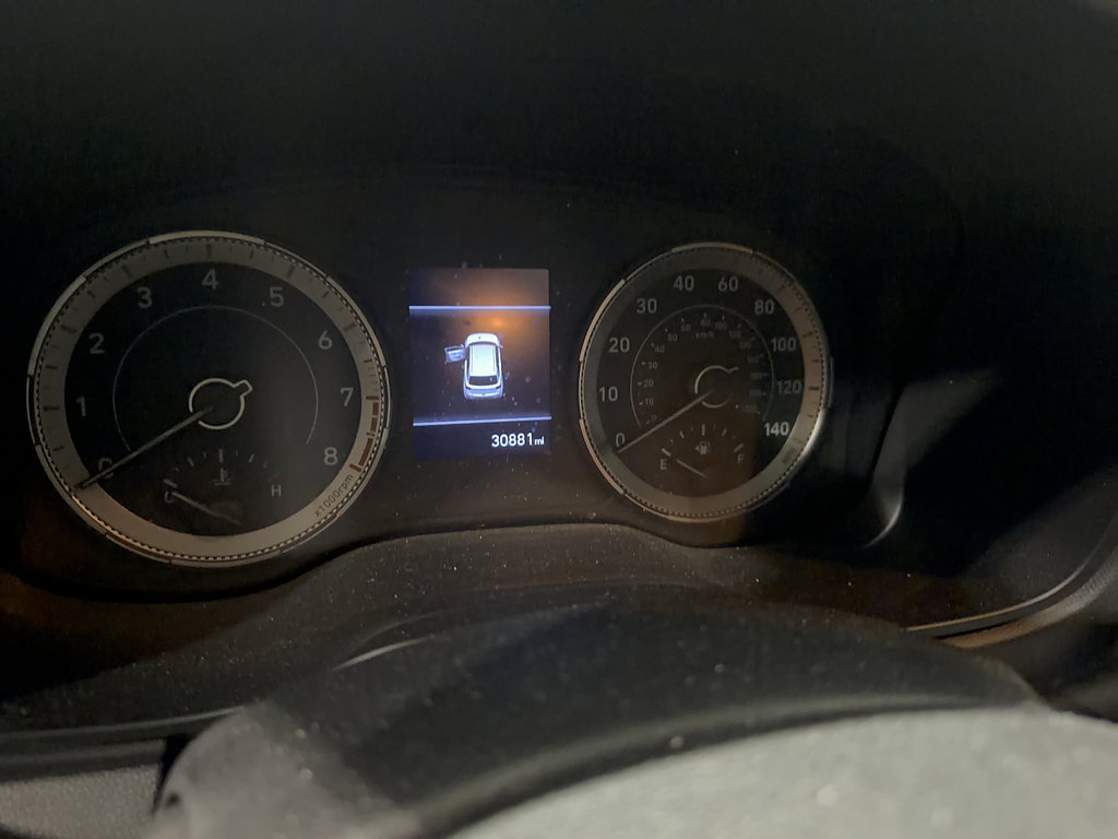 Used 2022 Hyundai Venue SEL FWD image 6