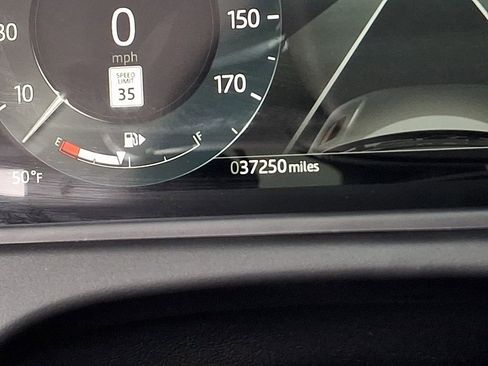 Used 2025 Land Rover Range Rover Velar Dynamic SE AWD/4WD image 21