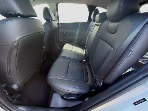 New 2026 Hyundai Tucson SEL image 18