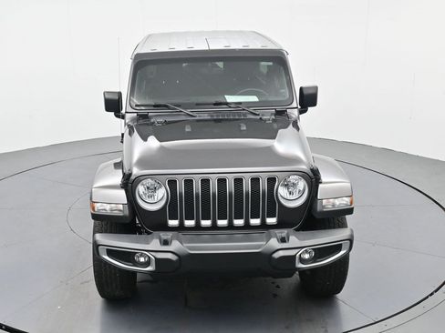 Used 2021 Jeep Wrangler Unlimited Sahara AWD/4WD image 18