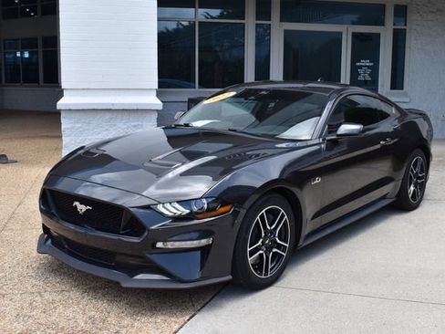 Used 2022 Ford Mustang GT w/ Equipment Group 301A RWD image 4