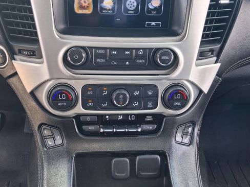 Used 2017 GMC Yukon XL SLT w/ Open Road Package RWD image 16