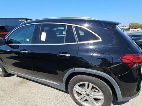 Used 2023 Mercedes-Benz GLA 250 4MATIC w/ Premium Package image 6