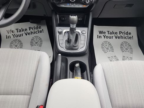 Certified 2023 Hyundai Kona SEL AWD/4WD image 19