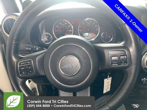 Used 2012 Jeep Wrangler Rubicon w/ PWR Convenience Group image 2