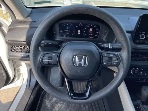 Used 2024 Honda Accord LX image 10