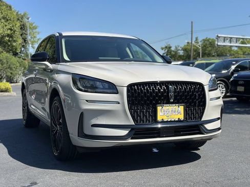 Certified 2024 Lincoln Corsair AWD w/ Equipment Group 101A image 46