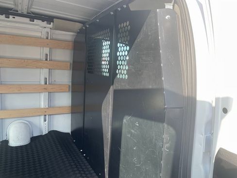 Used 2024 Chevrolet Express 2500 w/ Driver Convenience Package image 7