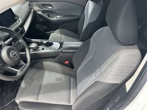 Certified 2023 Nissan Rogue SV FWD image 21