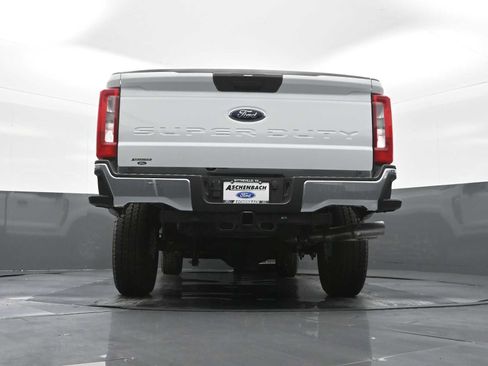 New 2025 Ford F250 XLT image 23