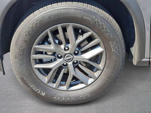 Used 2026 Nissan Rogue SV FWD image 7