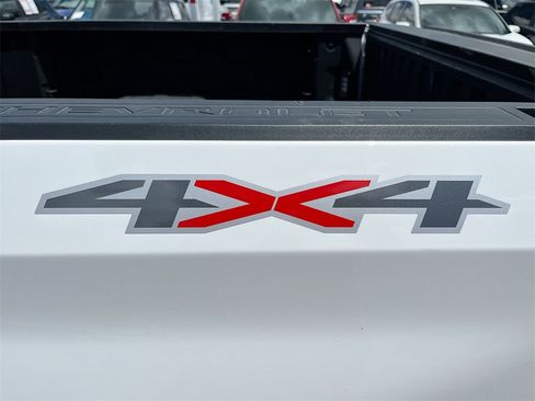 Used 2023 Chevrolet Silverado 1500 LTZ image 33