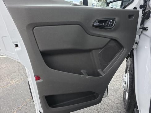 Used 2023 Ford Transit 250 Medium Roof AWD image 16