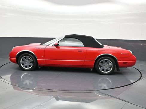 Used 2003 Ford Thunderbird image 2
