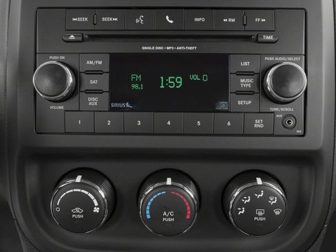 Used 2017 Jeep Patriot Sport w/ Power Value Group FWD image 9