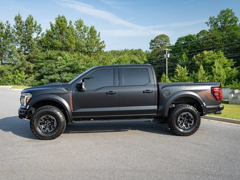 Used 2025 Ford F150 Raptor w/ Equipment Group 803A Raptor R AWD/4WD image 17