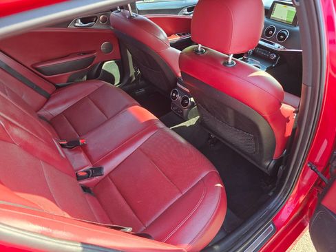 Used 2018 Kia Stinger GT1 image 28