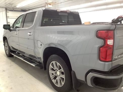 Used 2020 Chevrolet Silverado 1500 High Country w/ Z71 Off-Road Package AWD/4WD image 4