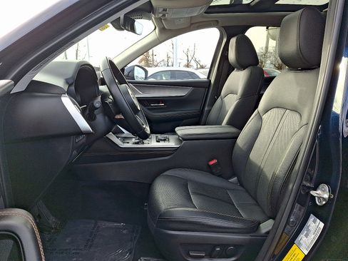 Certified 2024 MAZDA CX-90 Plug-In Hybrid w/ Premium Pkg image 16