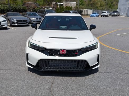 Used 2025 Honda Civic Type R image 8