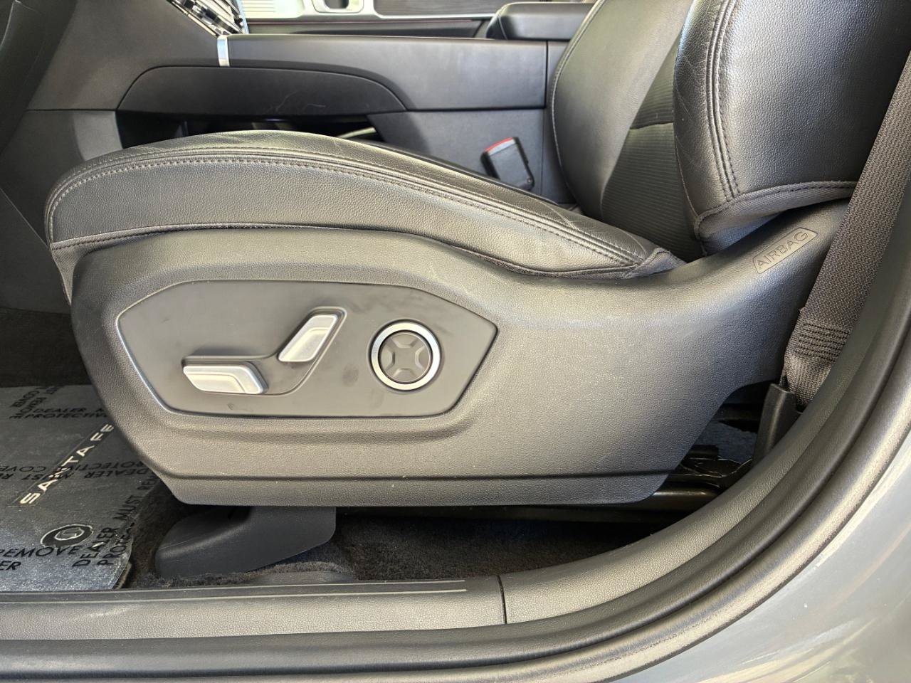Used 2024 Hyundai Santa Fe Limited FWD image 15