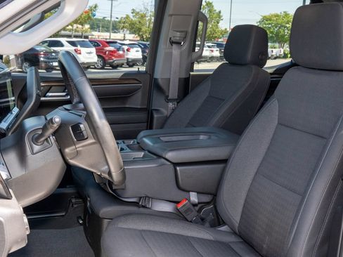 Used 2023 Chevrolet Silverado 1500 LT AWD/4WD image 15