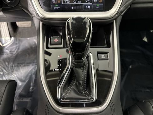 Used 2024 Subaru Outback Touring XT image 17