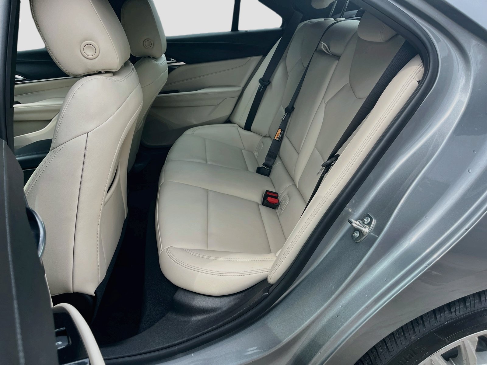 Used 2026 Cadillac CT4 Luxury RWD image 25