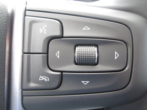 New 2025 GMC Sierra 2500 SLT w/ SLT Premium Package image 17