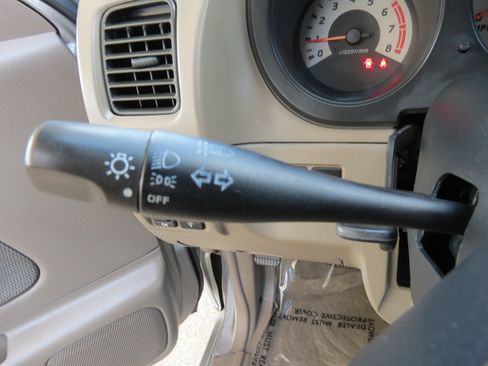 Used 2004 Nissan Frontier XE w/ (VTP) Value Truck Pkg image 12