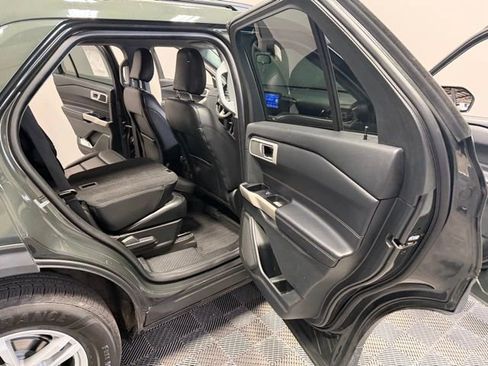 Used 2022 Ford Explorer XLT w/ Equipment Group 202A image 23