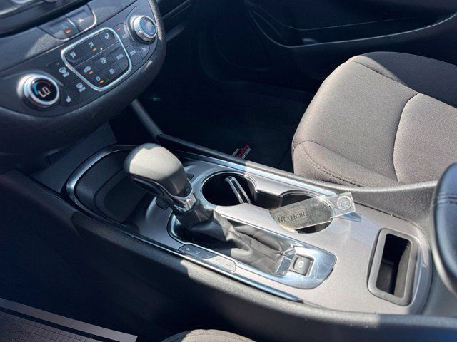 Used 2024 Chevrolet Malibu LT FWD image 17