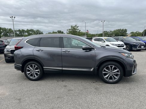 Used 2020 Honda CR-V Touring image 3
