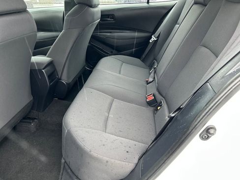 Used 2022 Toyota Corolla LE image 28