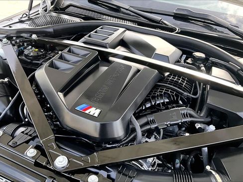 Used 2025 BMW M2 w/ Lighting Package RWD image 30