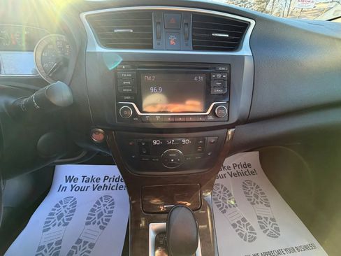 Used 2015 Nissan Sentra SL image 12