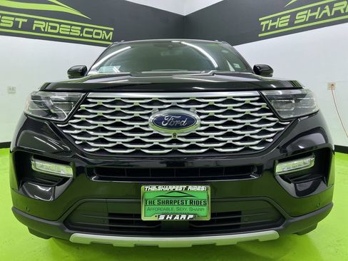Used 2020 Ford Explorer Platinum w/ Premium Technology Package AWD/4WD image 3