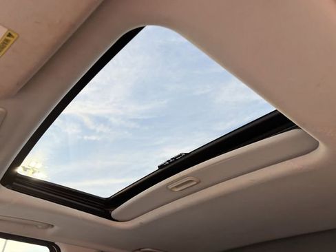 Used 2013 Land Rover Range Rover Sport HSE w/ HSE Silver Pkg image 9