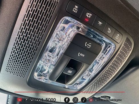 Used 2022 Mercedes-Benz GLB 250 image 21