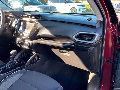 Used 2023 Chevrolet TrailBlazer LT w/ Convenience Package image 19