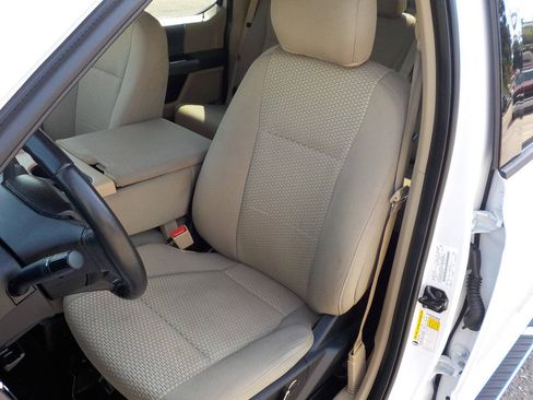Used 2018 Ford F150 XLT w/ Equipment Group 302A Luxury AWD/4WD image 12
