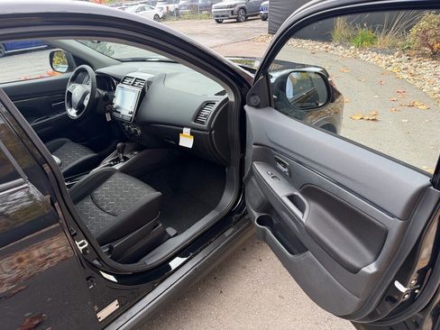 New 2025 Mitsubishi Outlander Sport AWD image 11